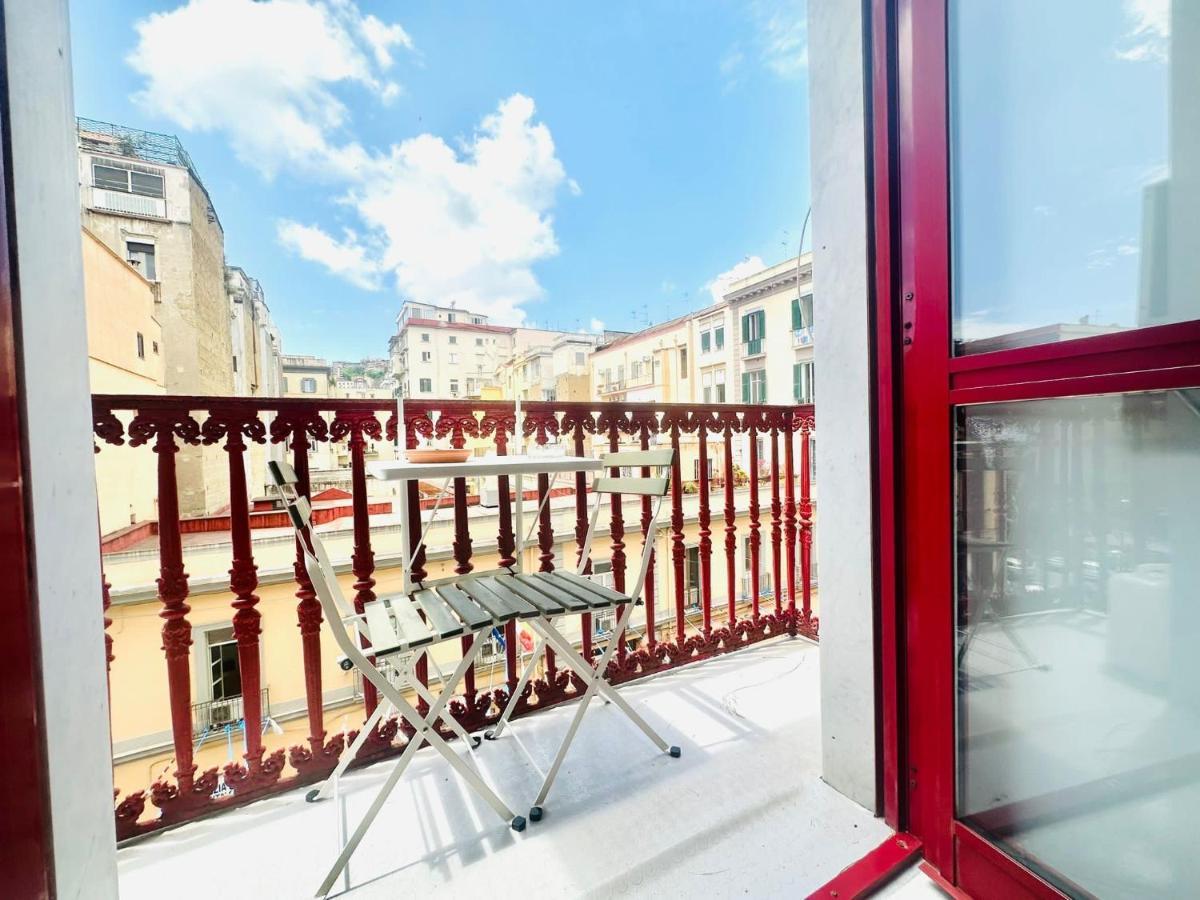 Family Relax Caracciolo Bed & Breakfast Наполи Екстериор снимка