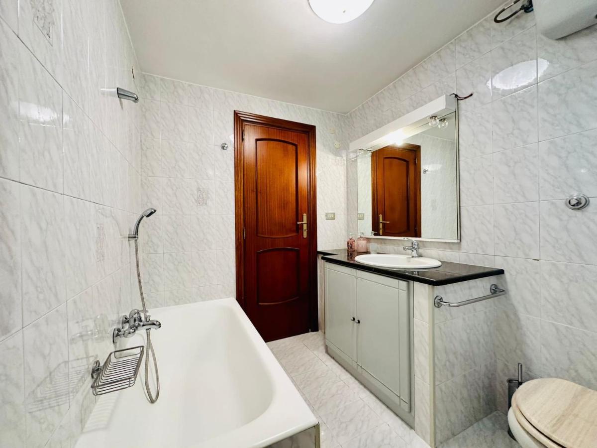 Family Relax Caracciolo Bed & Breakfast Наполи Екстериор снимка
